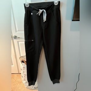 FIGS Zamora Jogger Scrub Pants